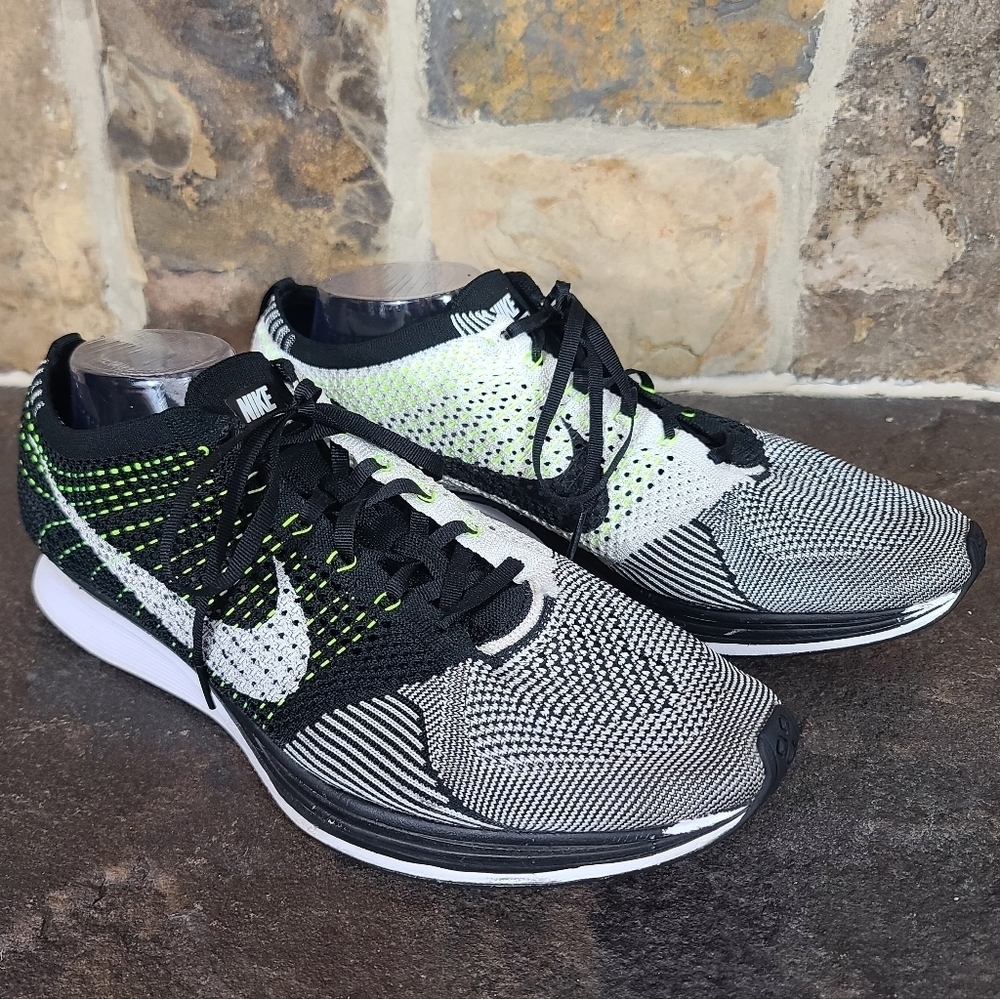 Nike 14 FlyKnit Racer Running Racing Shoes - Picture 3 of 10